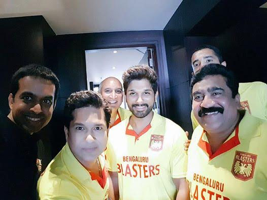 allu arjun,chiranjeevi,business,nagarjuna,nimmagadda prasad,cricket bengulore blasters team,mahesh babu  అల్లు అర్జున్ జీవితంలోనే బెస్ట్ సెల్ఫీ..!